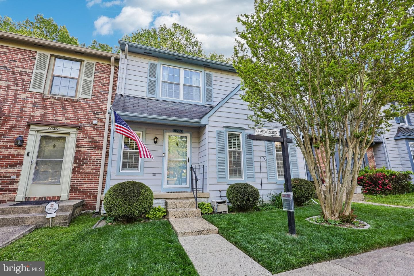 10209 Roberts Common Lane photo 2