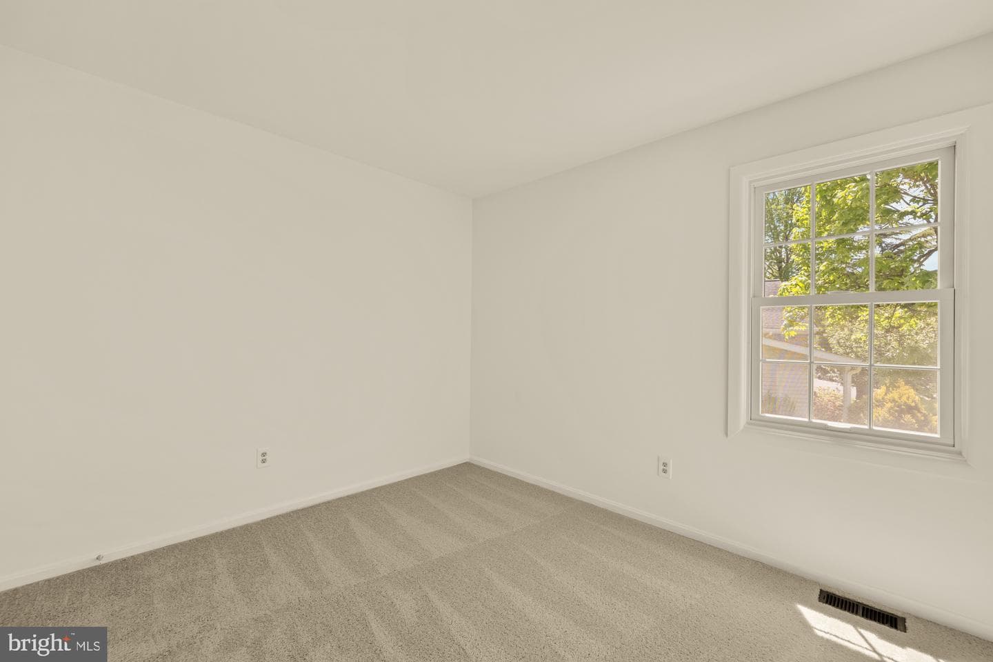 12561 Quincy Adams Court photo 25