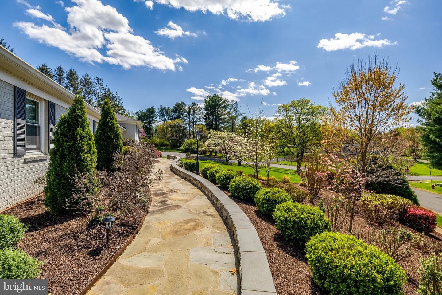 2114 Galloping Way photo 2