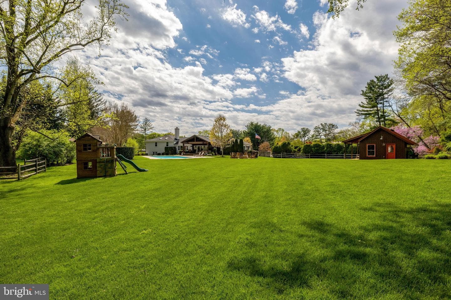 2114 Galloping Way photo 79
