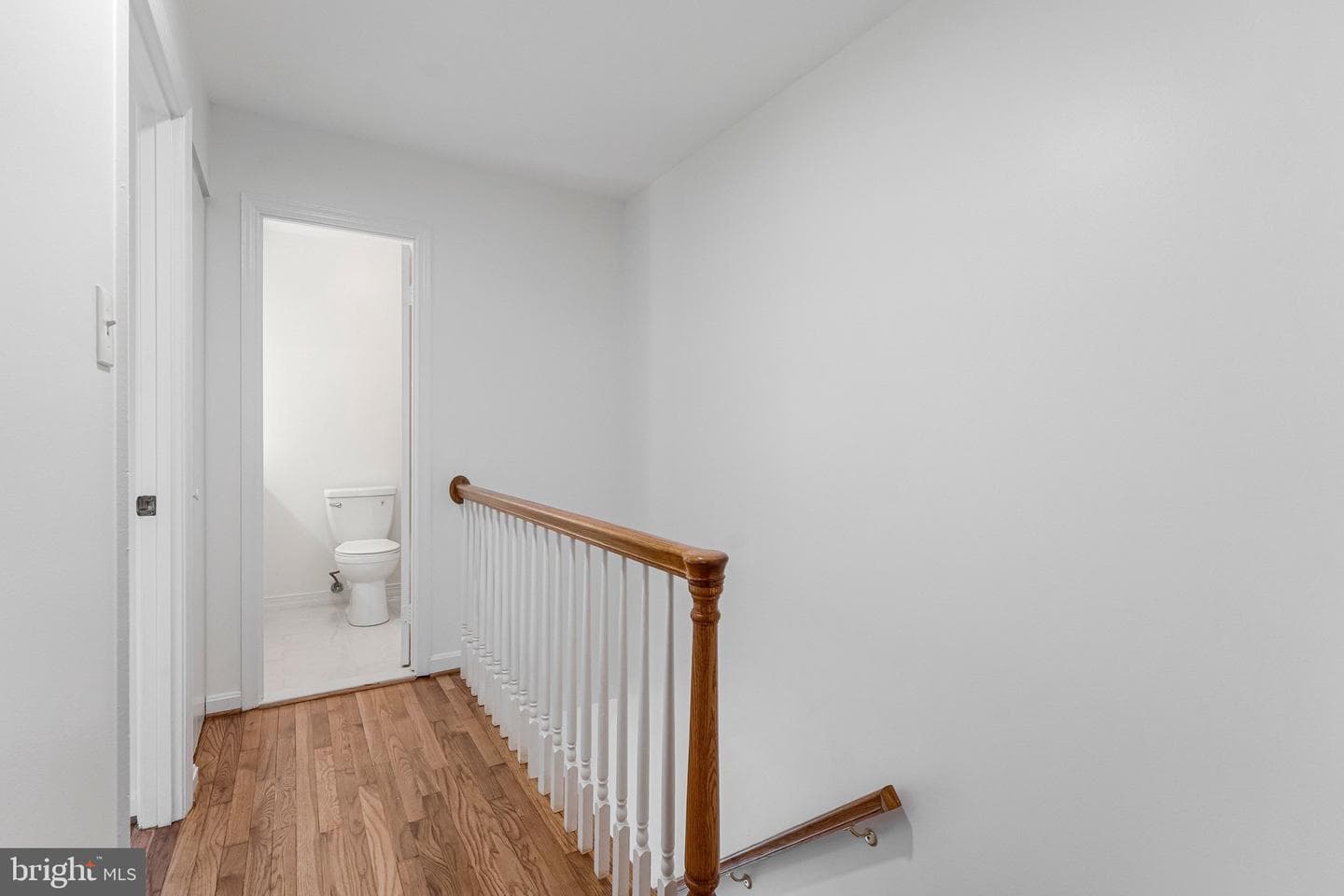 309 Center Street N photo 31