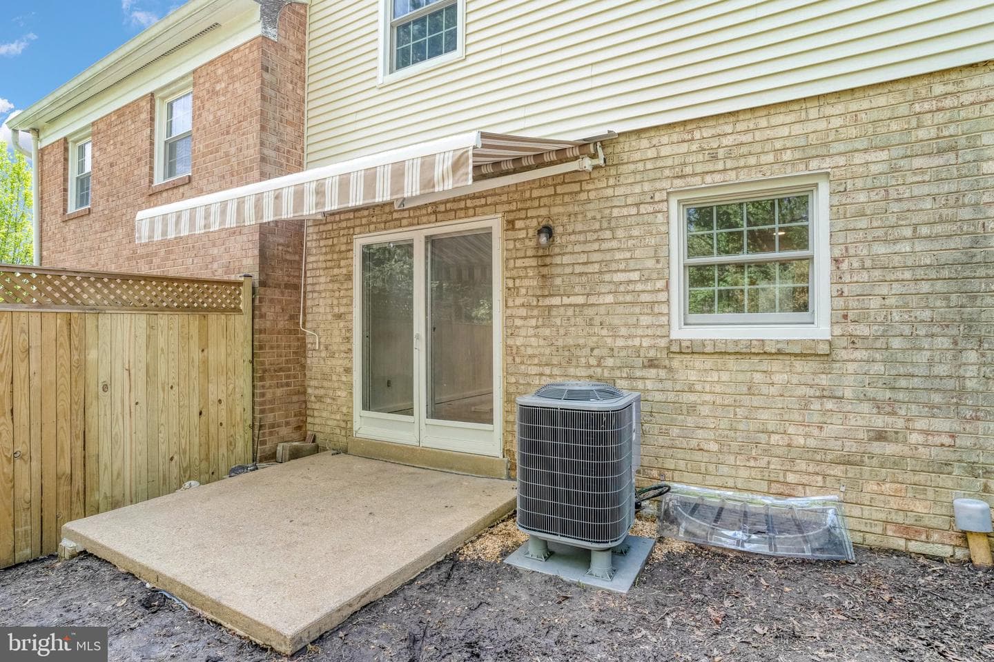 309 Center Street N photo 40