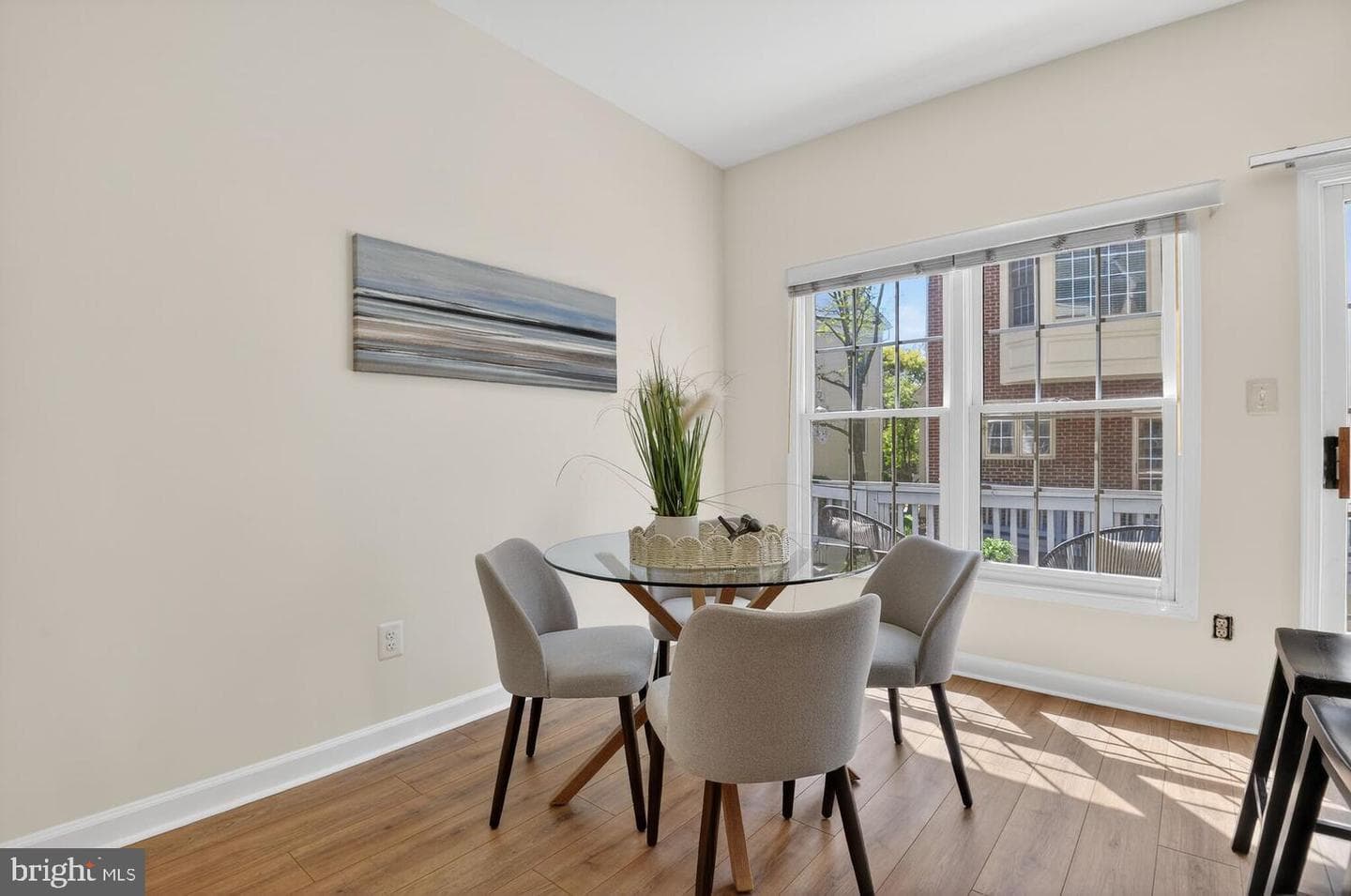 8842 Mansion View Court photo 12
