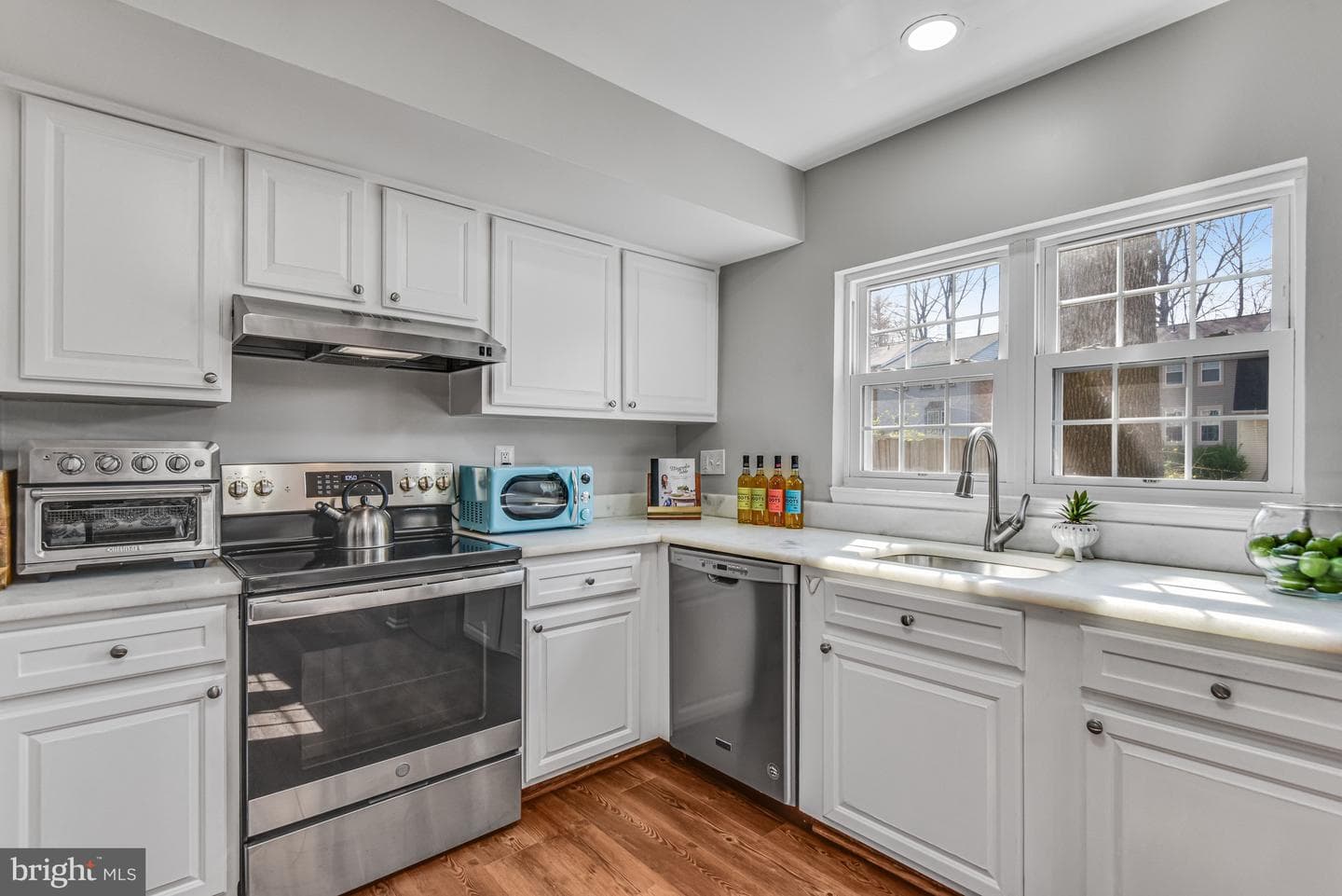 10125 Sassafras Woods Court photo 12
