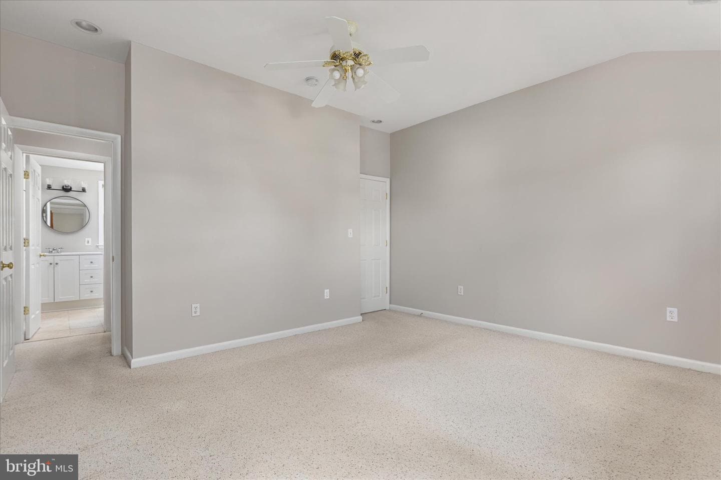 5815 Ottawa Road photo 23