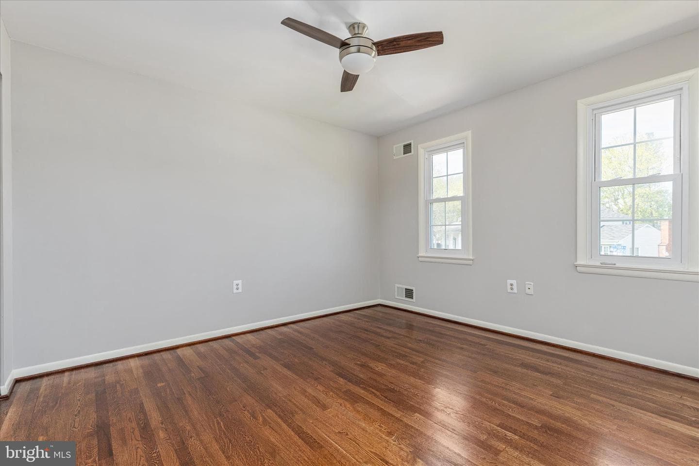 5815 Ottawa Road photo 29