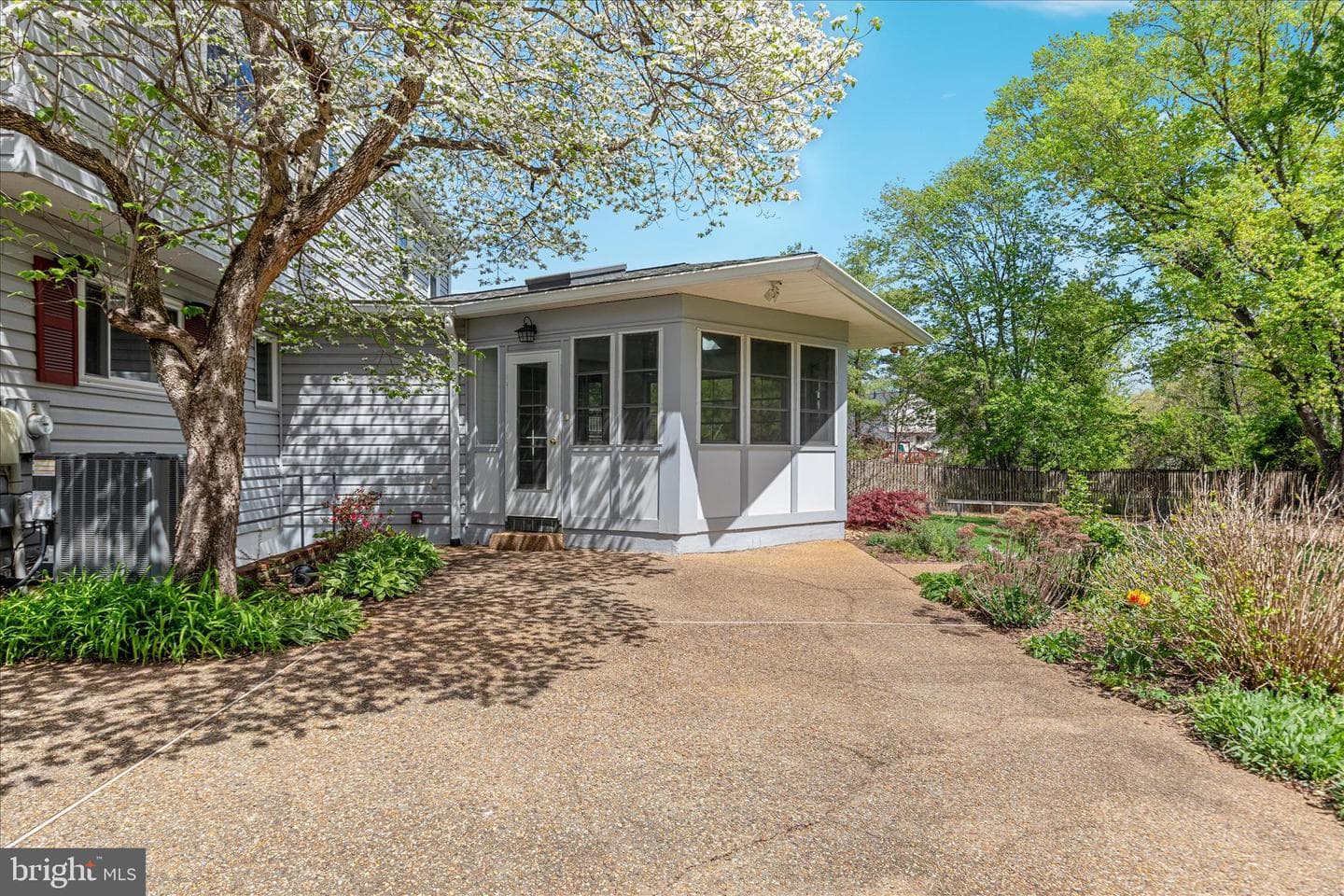 5815 Ottawa Road photo 59