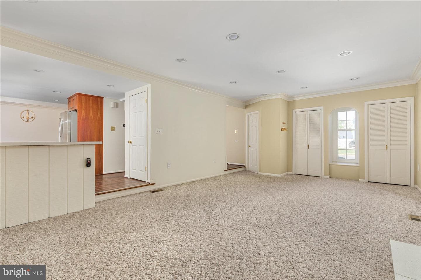 5815 Ottawa Road photo 8