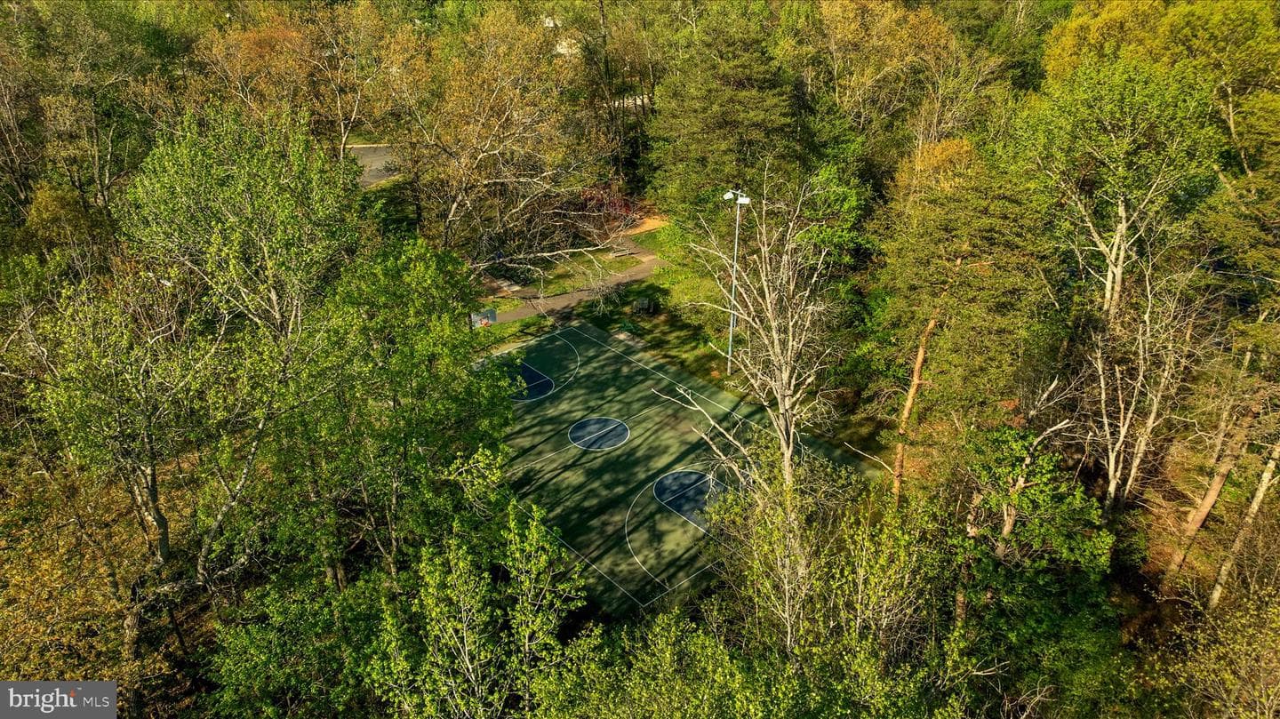 5815 Ottawa Road photo 89