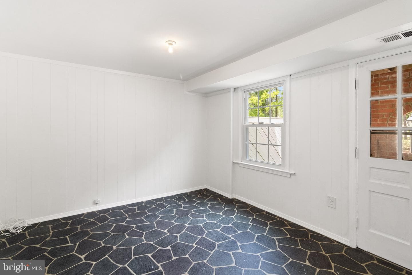 4429 Longworthe Square photo 39
