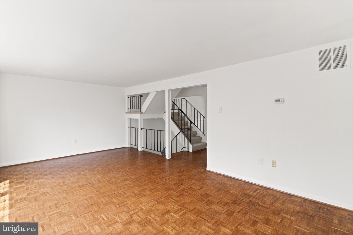 4429 Longworthe Square photo 4
