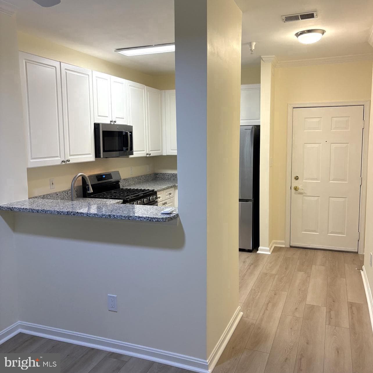 8183 Carnegie Hall Court #109 photo 3