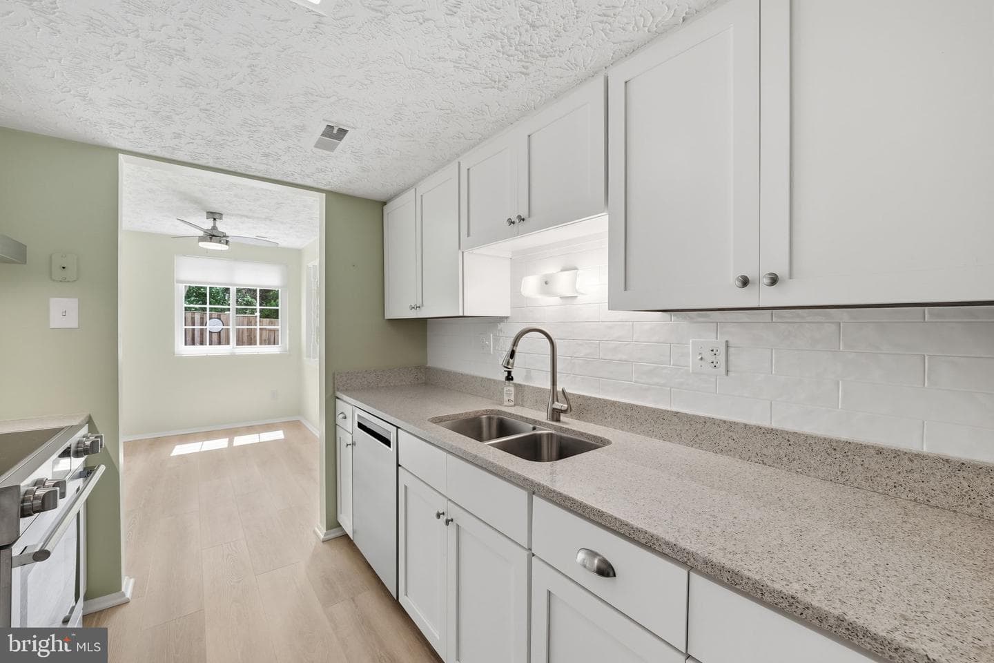 5574 Caithness Court photo 10