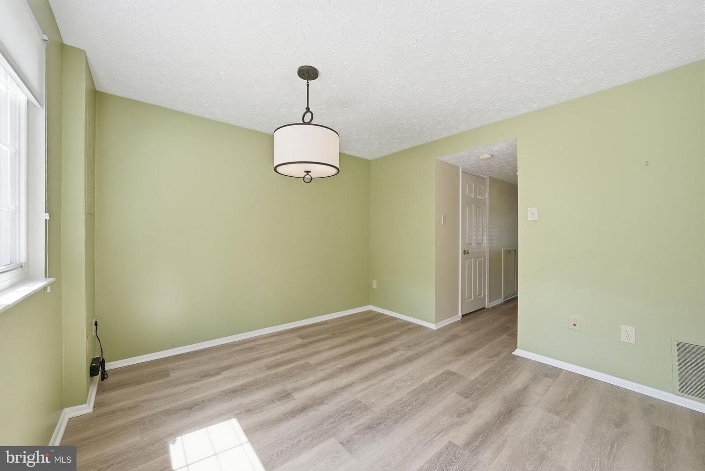 5574 Caithness Court photo 16