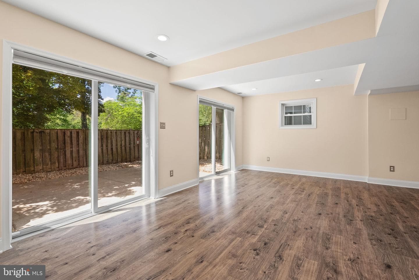 8361 Thompson Road photo 36
