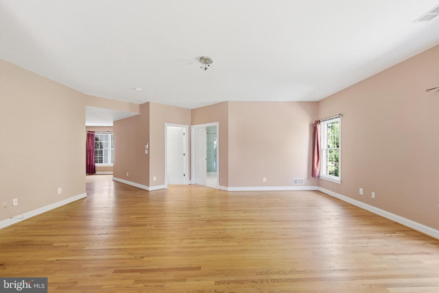 9395 Wolf Trap Creek Court photo 28