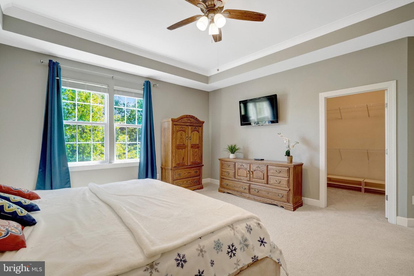 6421 Beatles Lane photo 25