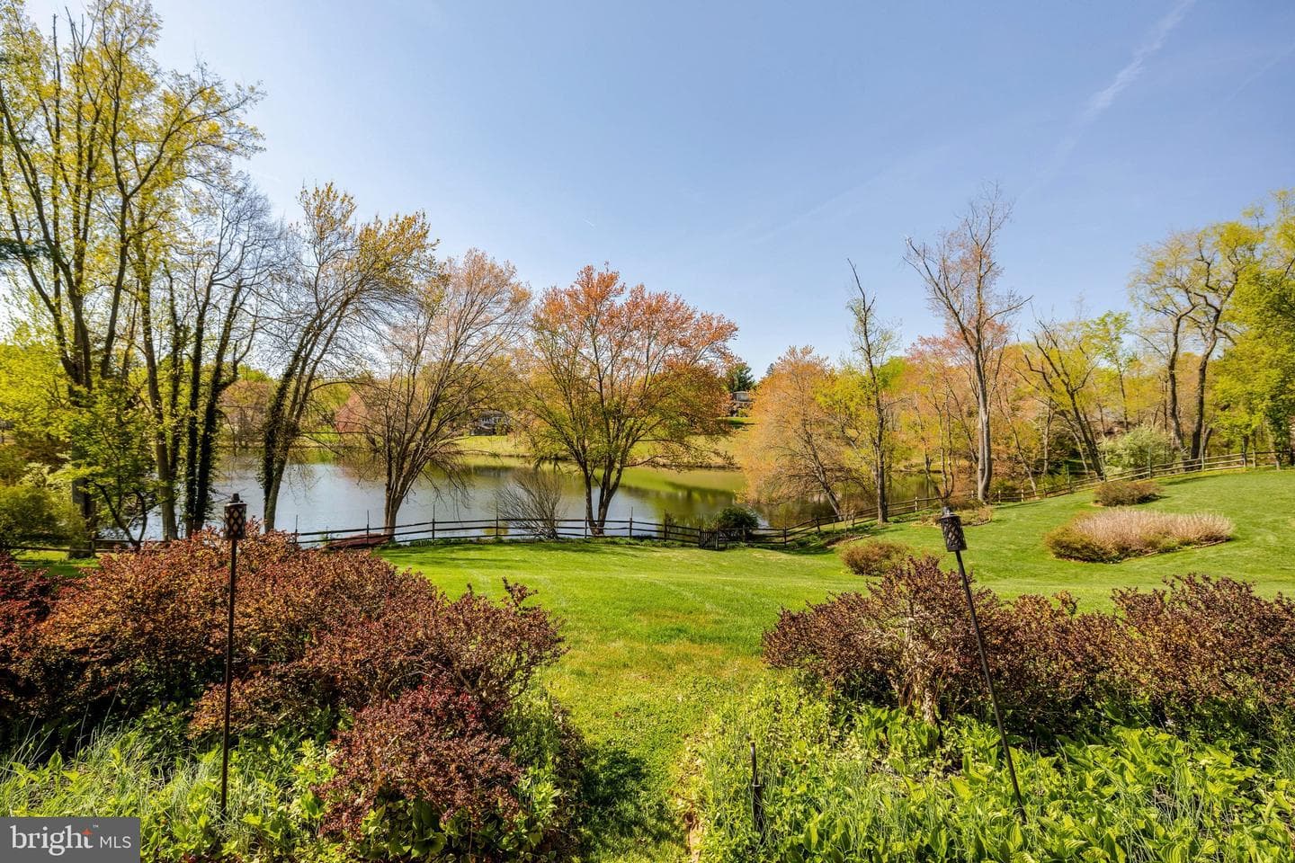 11221 Country Place photo 6