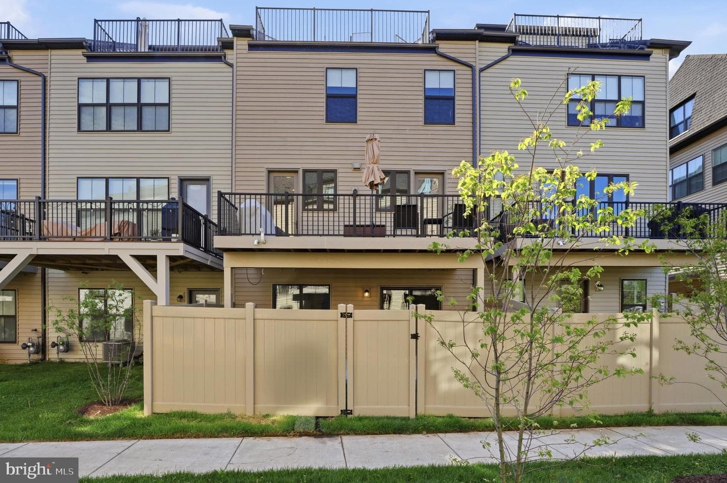 5517 Valmarana Way photo 43