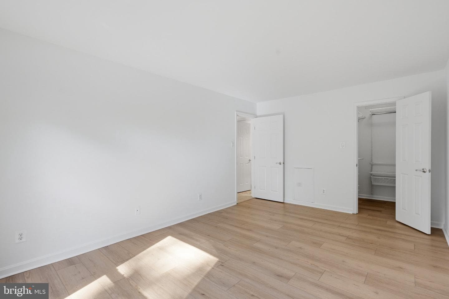 3310 Woodburn Village Drive #14 photo 10