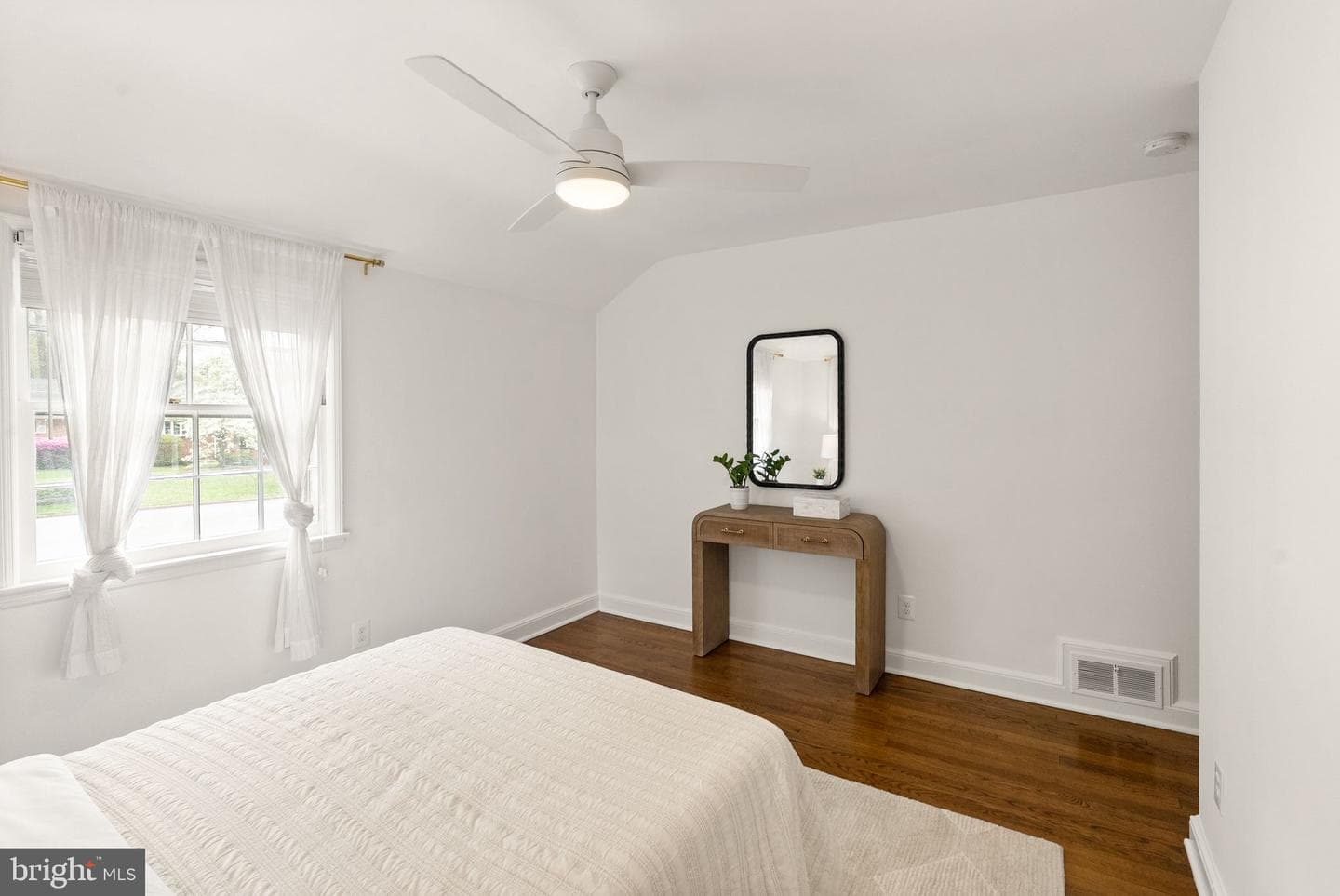 7102 Cynthia Court photo 29