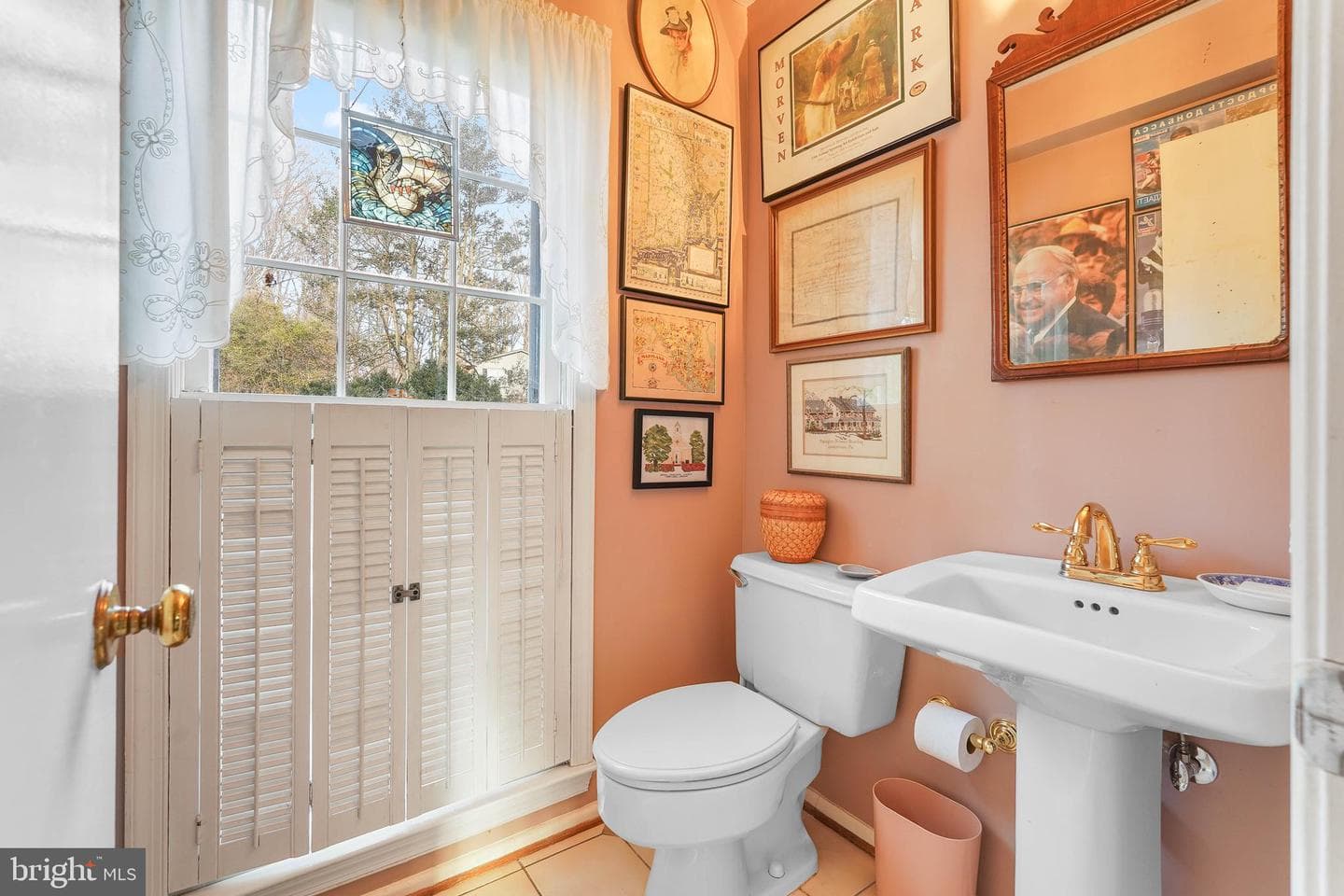 10505 Adel Road photo 11