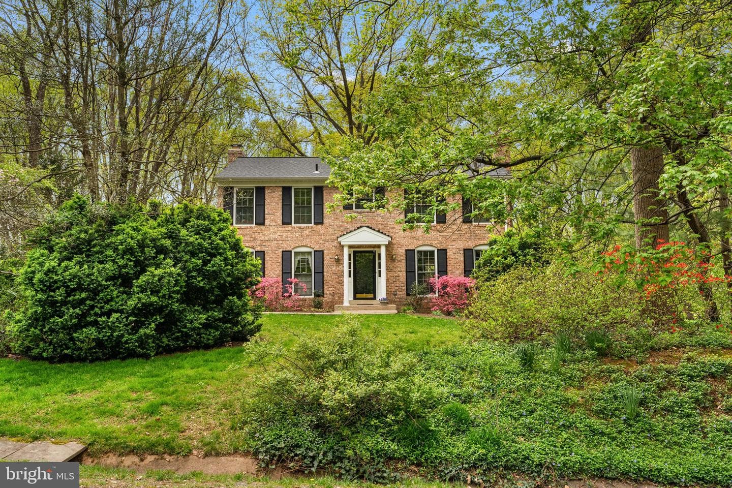 10505 Adel Road photo 3