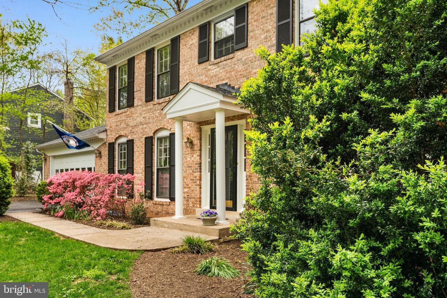 10505 Adel Road photo 4