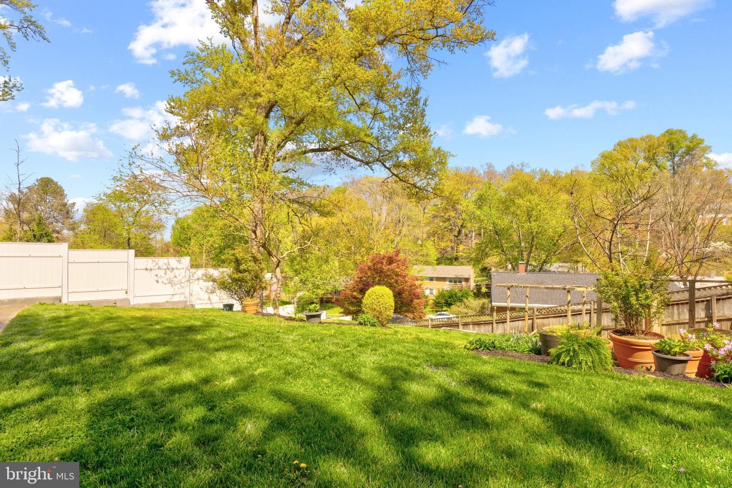6409 The Parkway photo 37