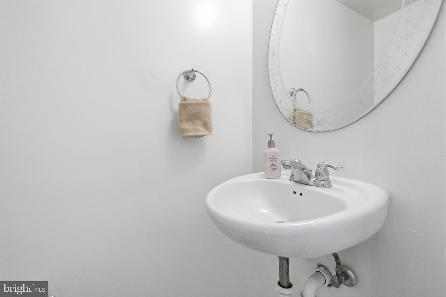 7709 Matisse Way photo 15
