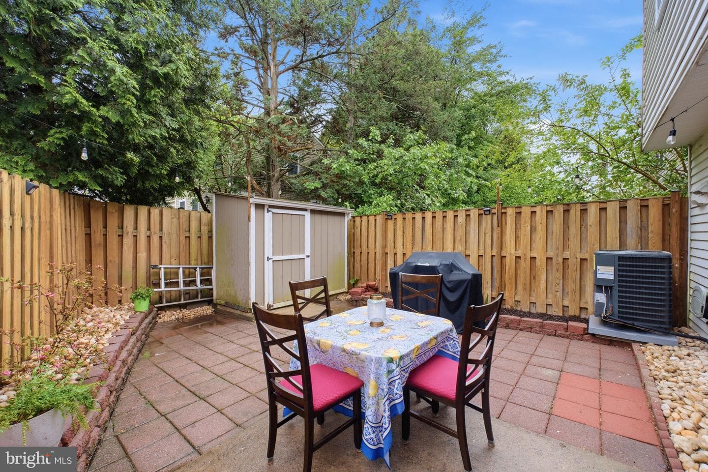 7709 Matisse Way photo 25
