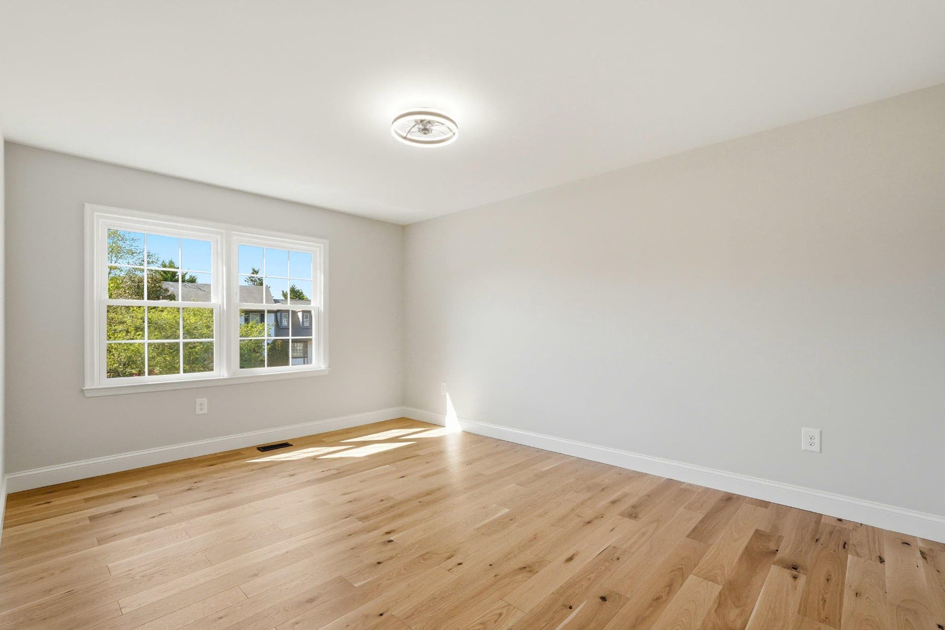 6443 Battle Rock Drive photo 32