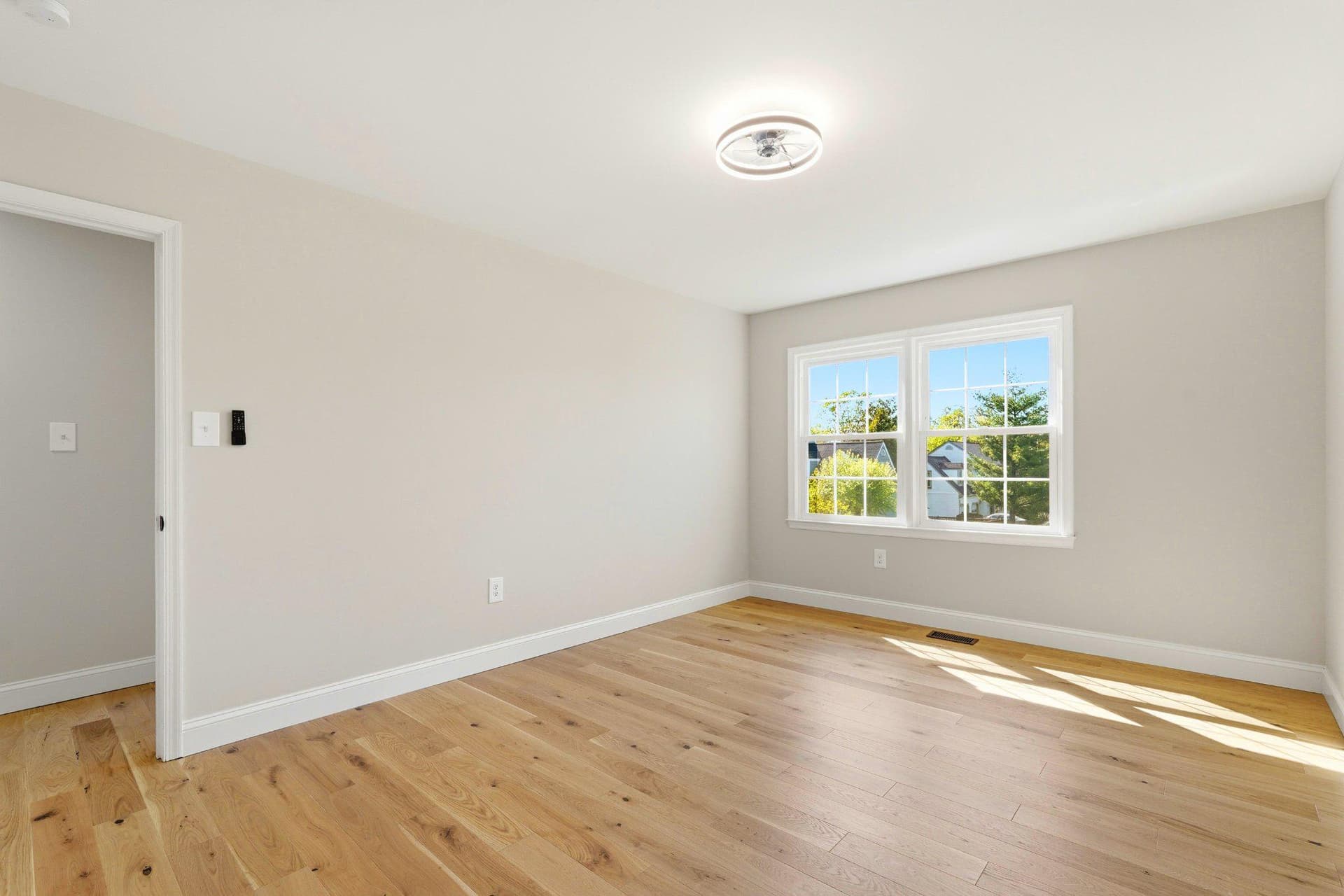 6443 Battle Rock Drive photo 33
