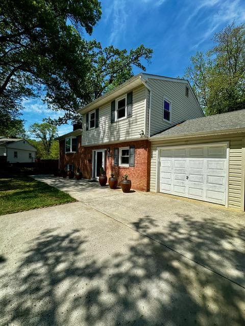 3302 Chicamuxen Court photo 2