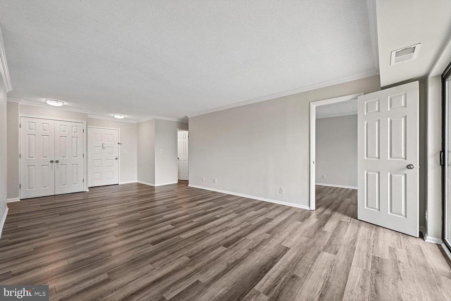 8360 Greensboro Drive #1010 photo 17