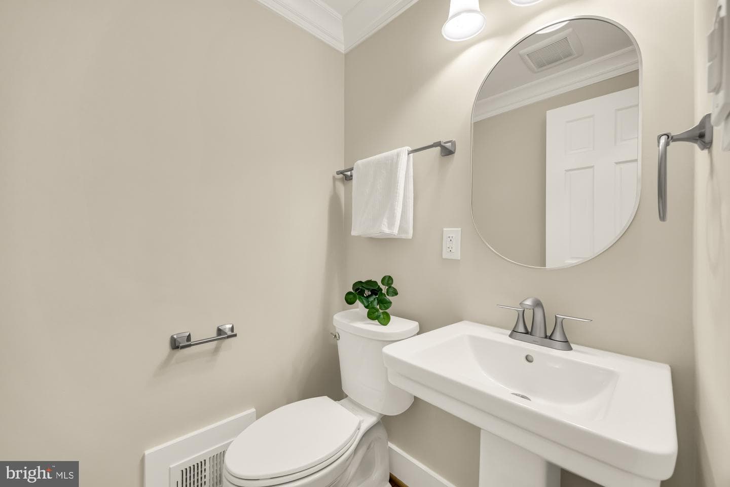 2435 Shenandoah Street photo 36