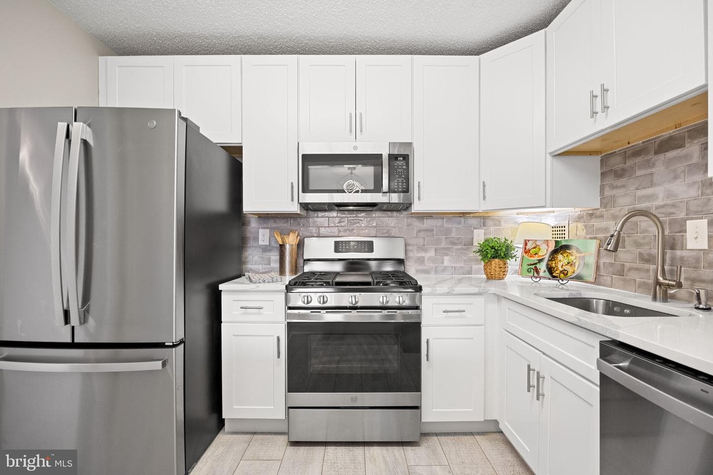 3701 S George Mason Drive #2518n photo 10