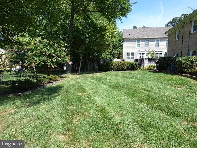6450 Old Chesterbrook Road photo 18