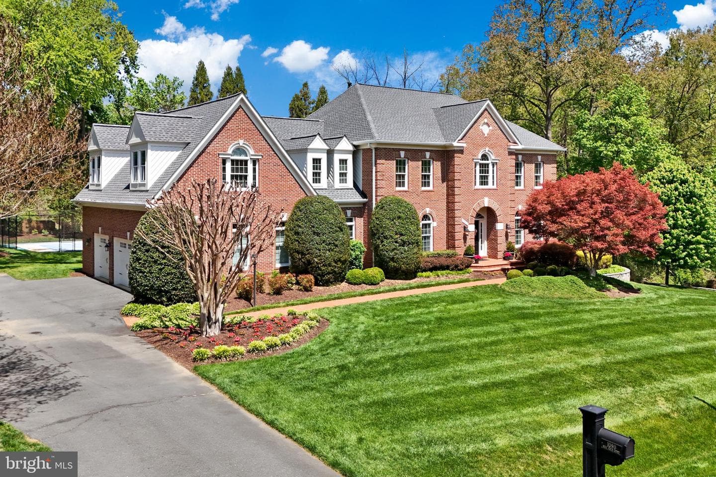 1090 Mill Field Court