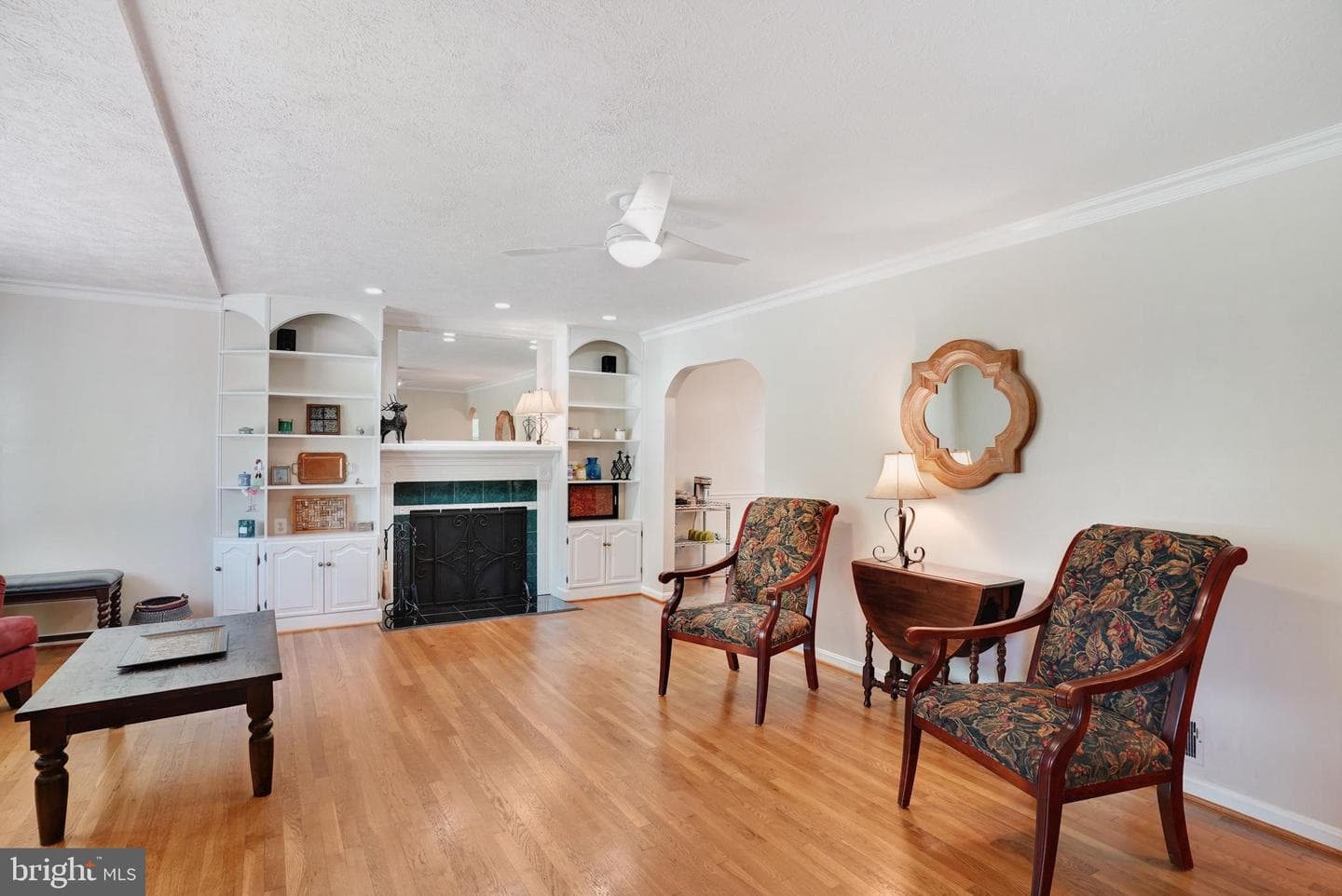 5300 Kings Park Drive photo 9