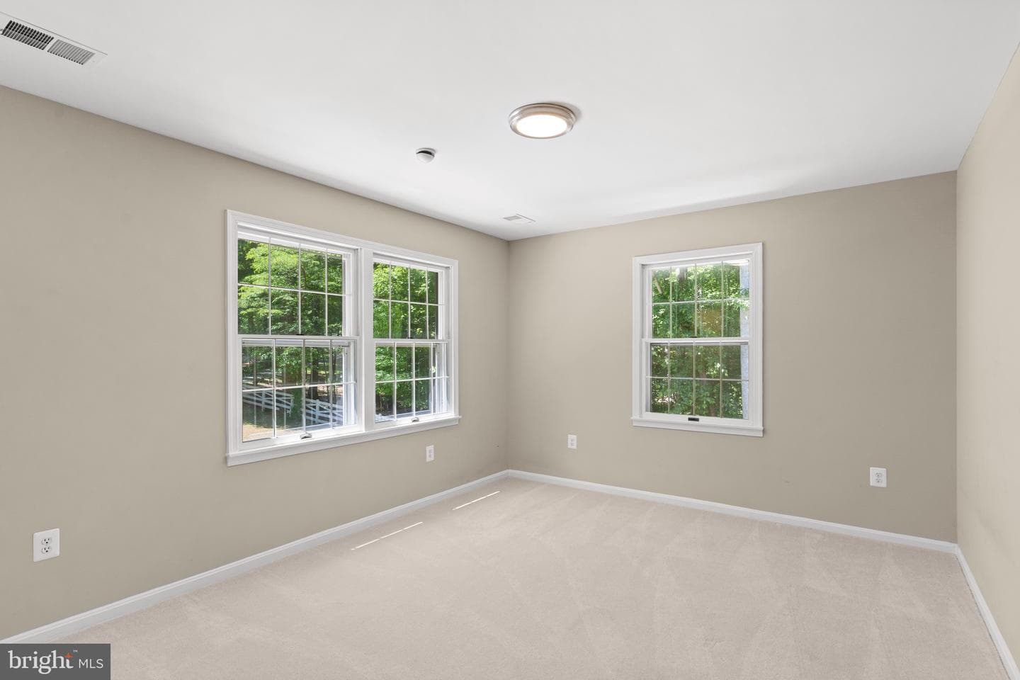 9201 Potomac Woods Lane photo 32
