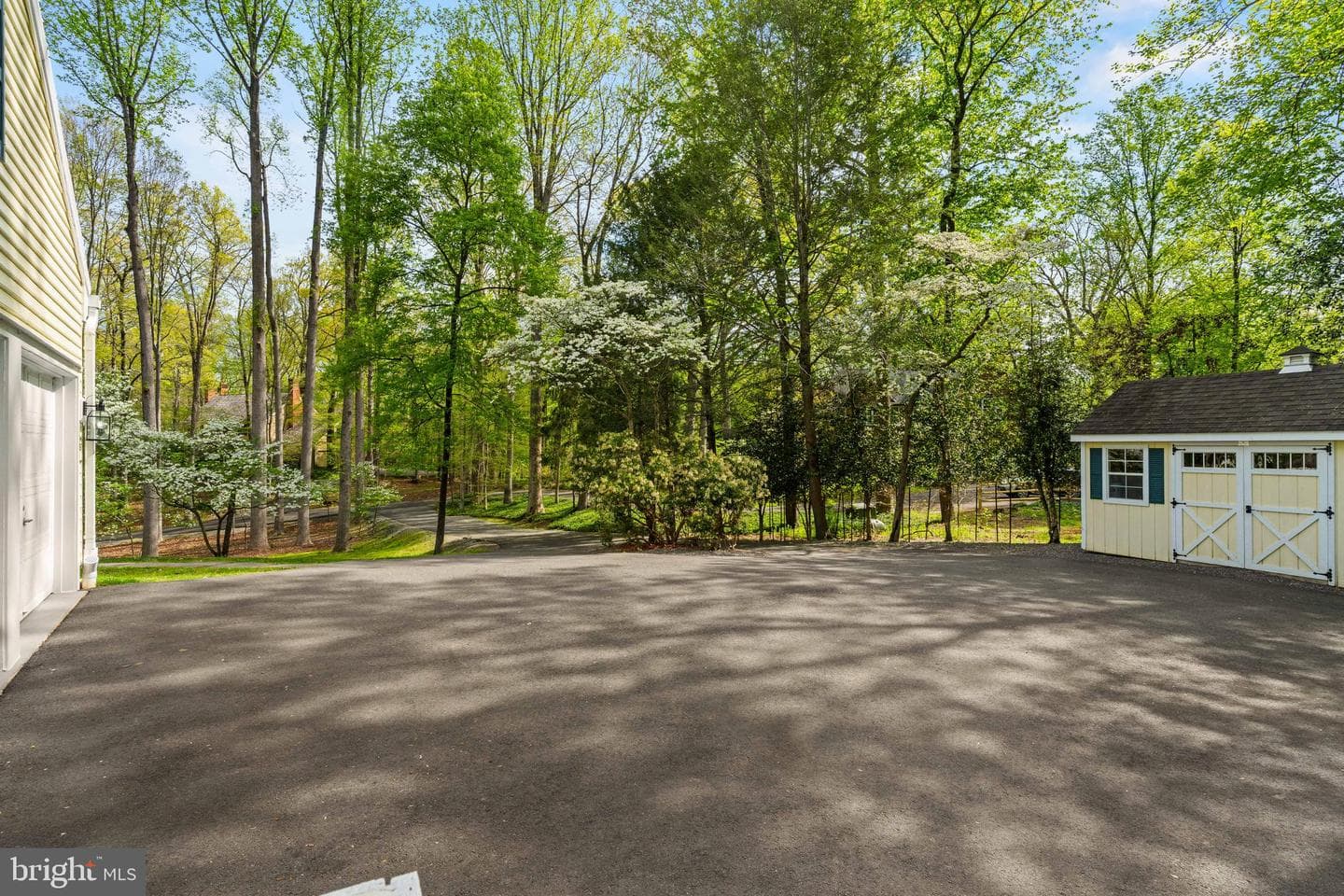 9201 Potomac Woods Lane photo 46