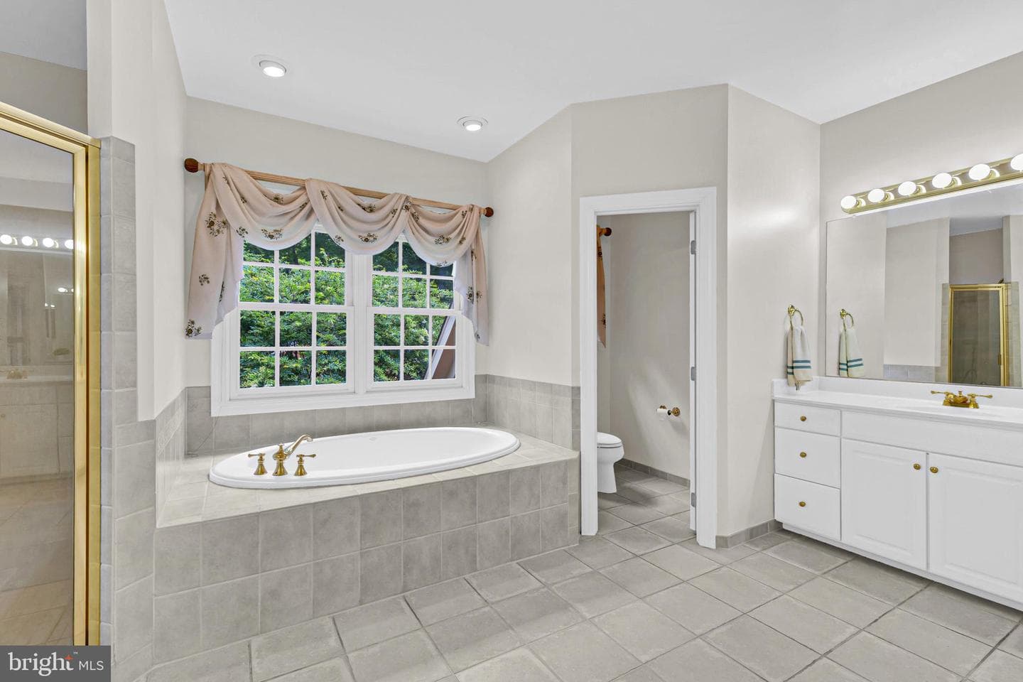 8600 Cathedral Forest Drive photo 44