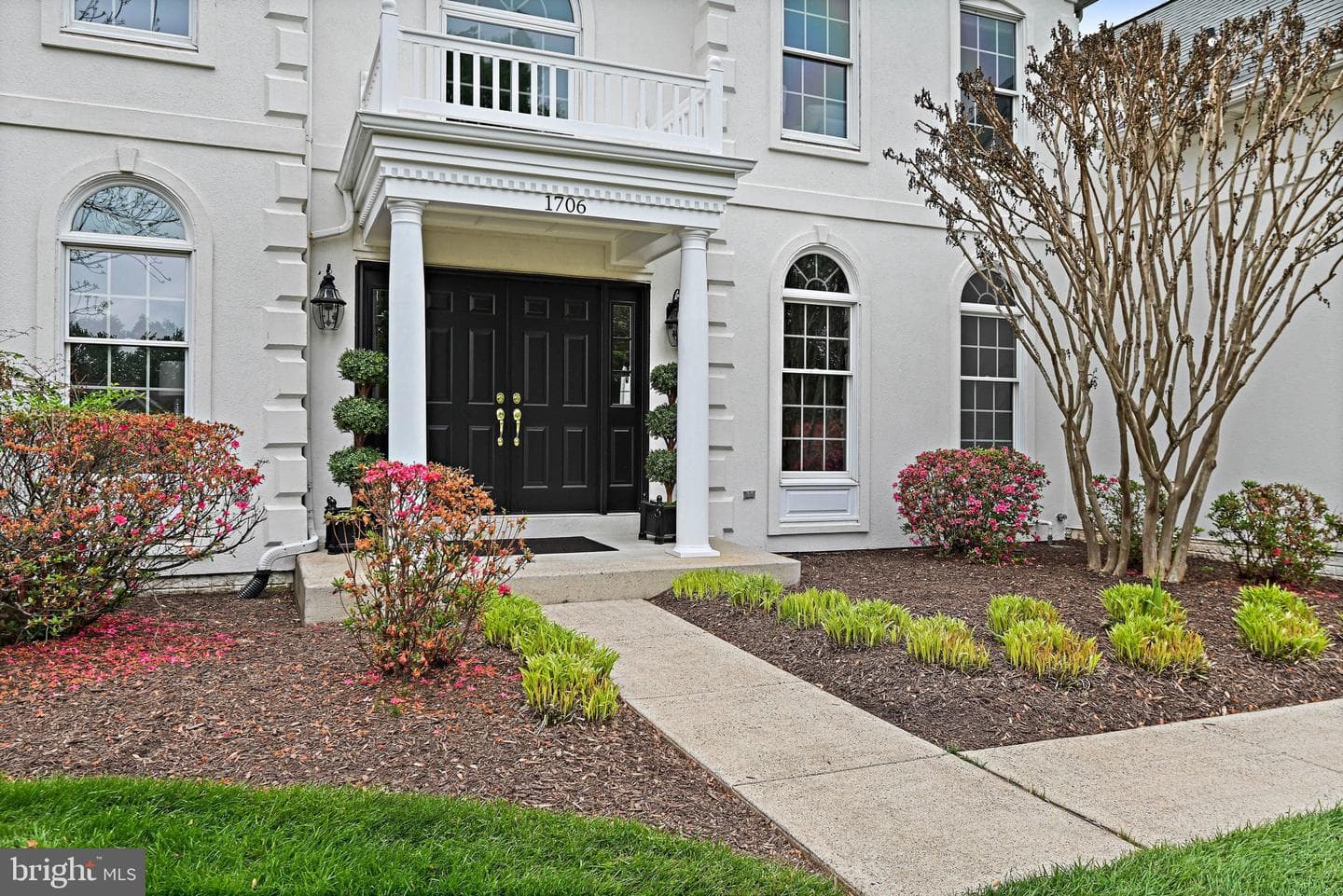 1706 Broadfield Lane photo 4