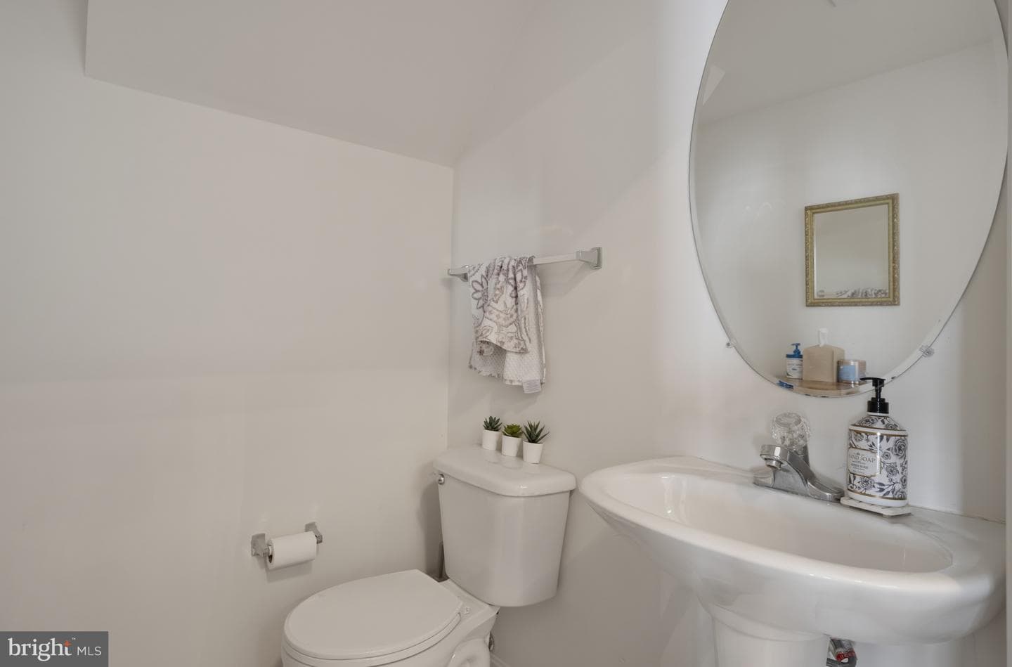 2664 Manhattan Place #305 photo 18