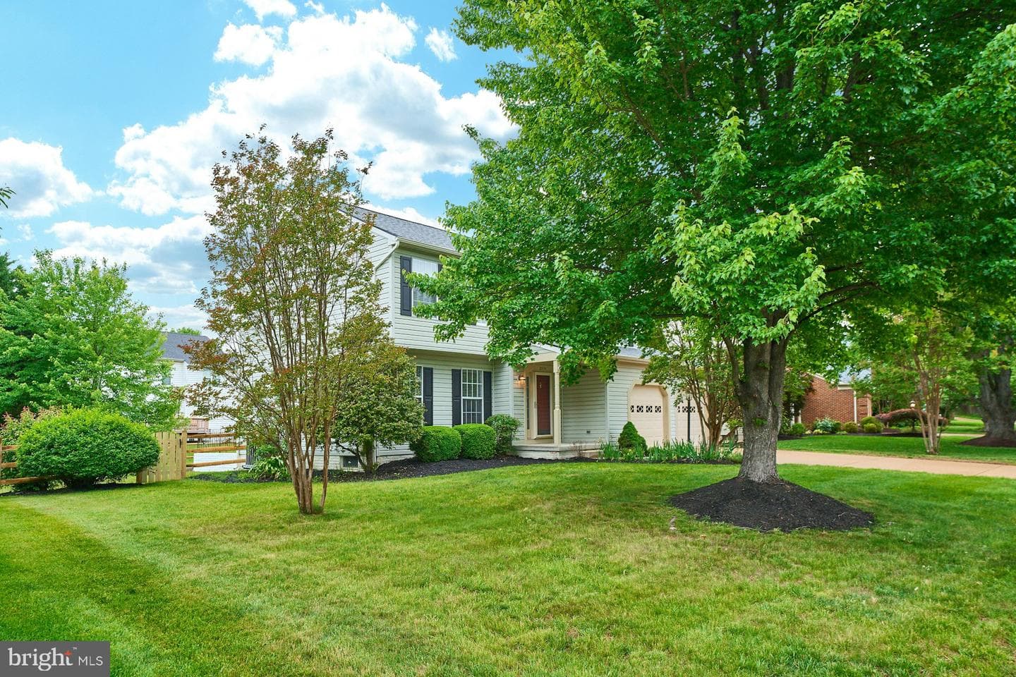 2314 Colts Brook Drive photo 4
