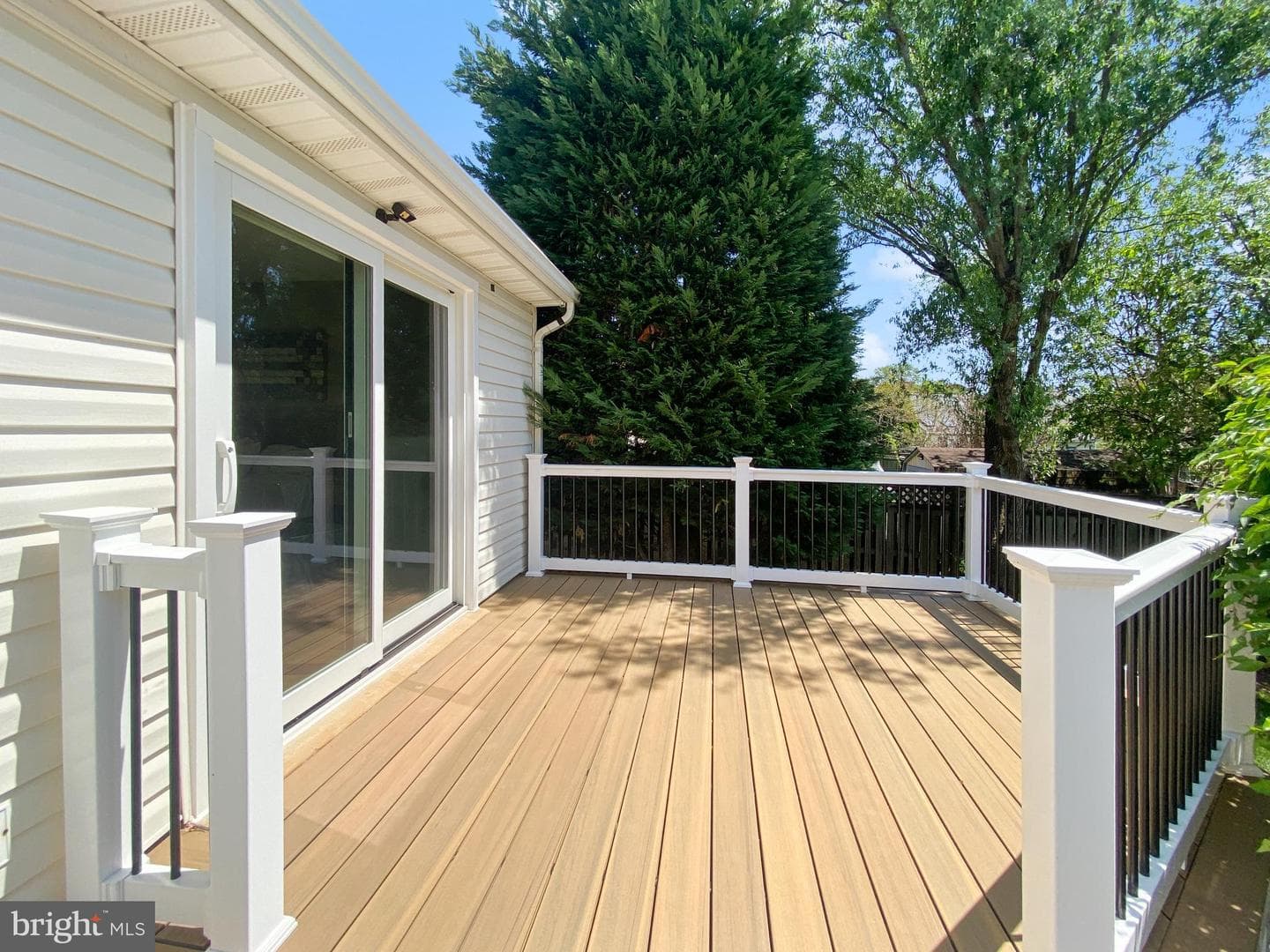 13905 Deviar Drive photo 8