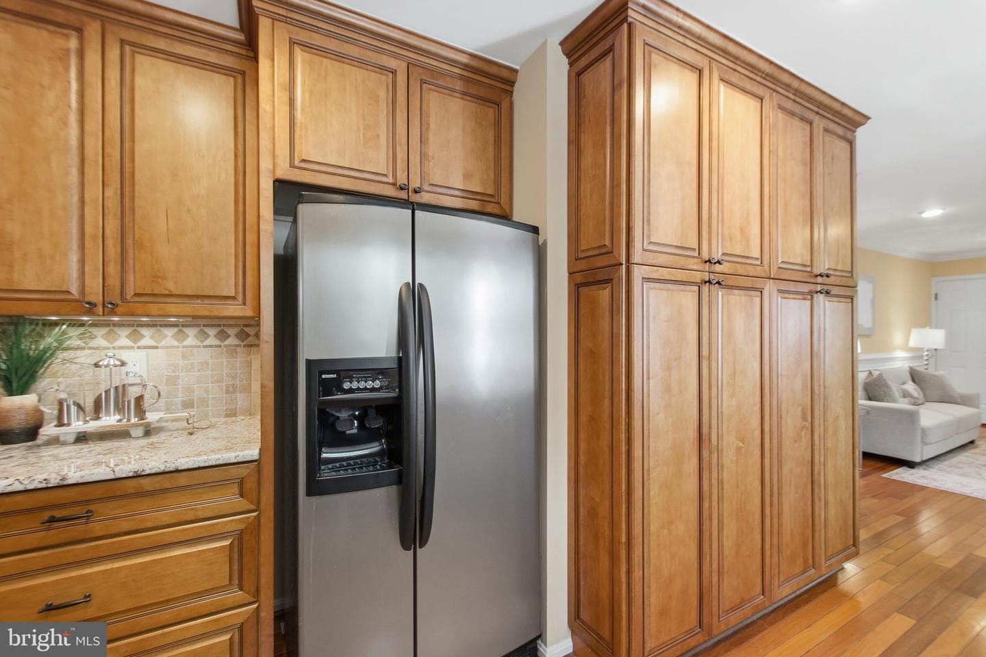 4526 Banff Street photo 14