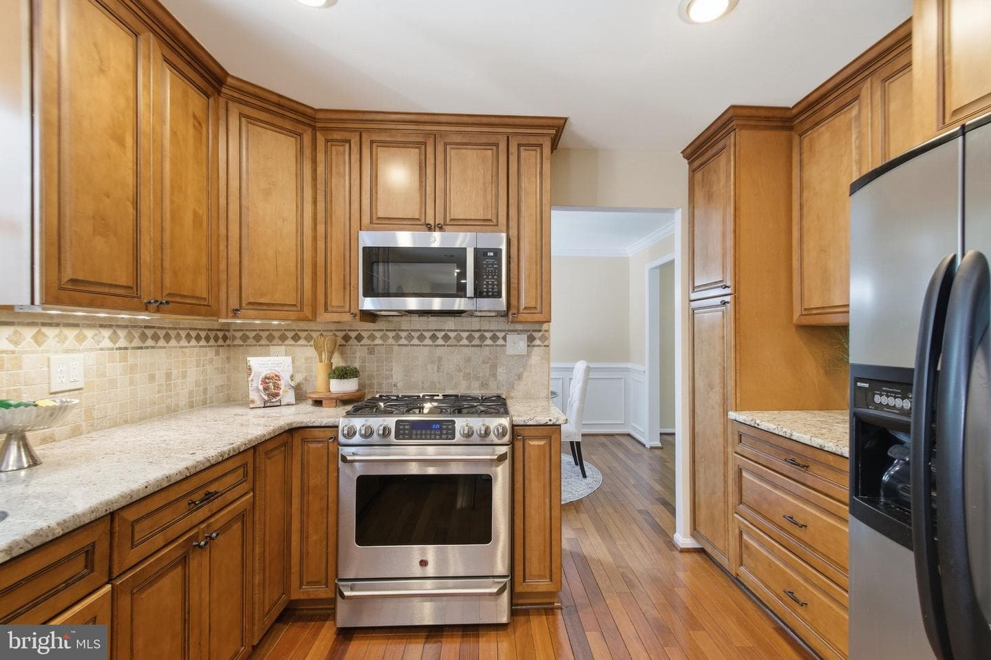 4526 Banff Street photo 16