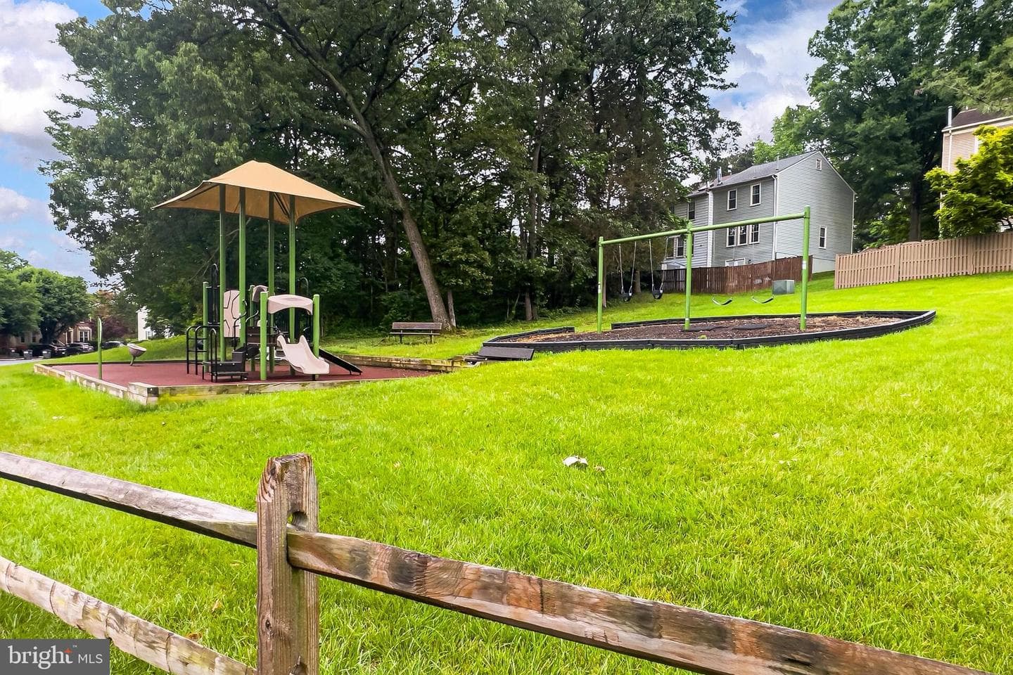 7451 Hatherleigh Court photo 48